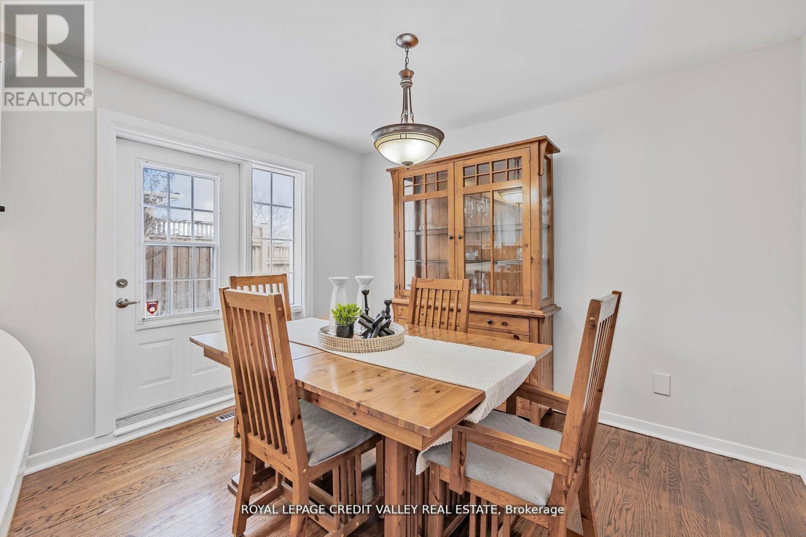 36 Lockton Crescent, Brampton, Ontario  L6W 1C3 - Photo 18 - W12977196