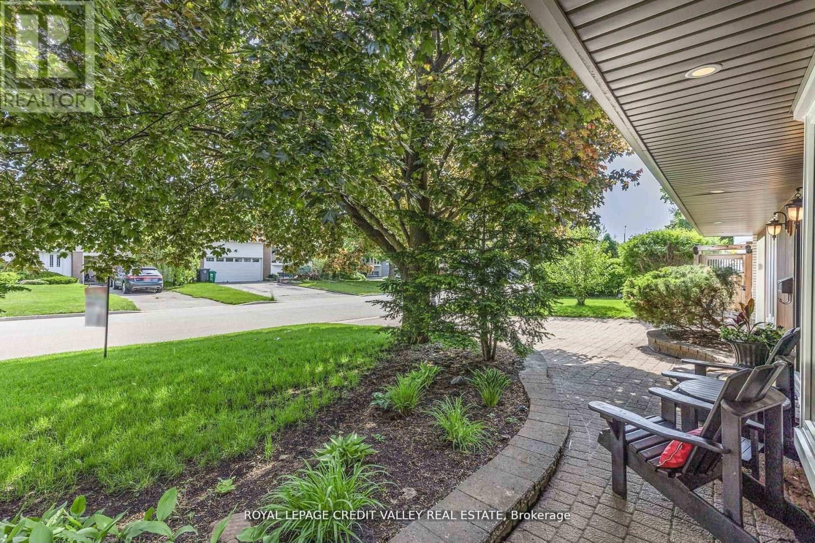 36 Lockton Crescent, Brampton, Ontario  L6W 1C3 - Photo 42 - W12977196