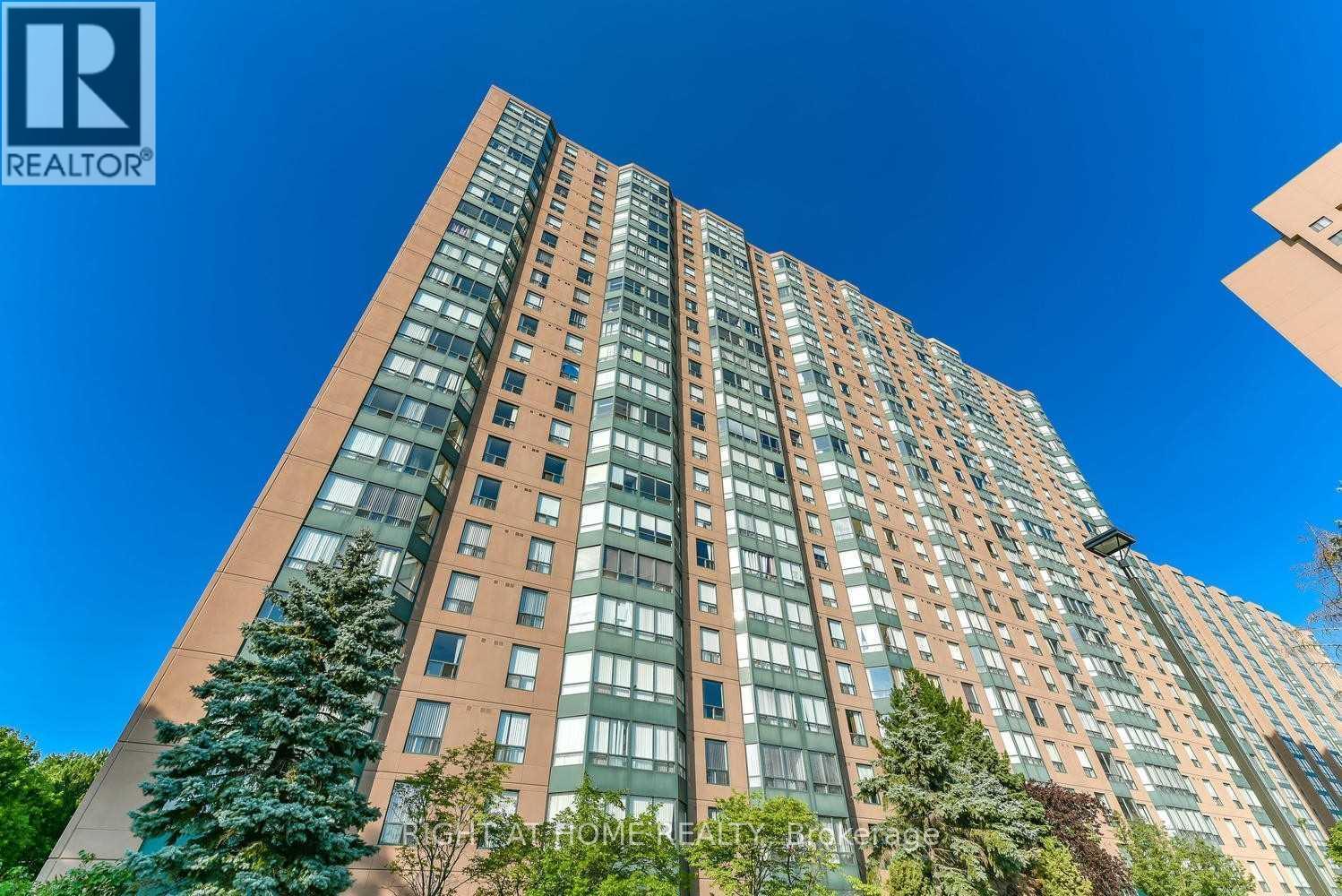 135 HILLCREST AVE AVENUE, Mississauga, Ontario