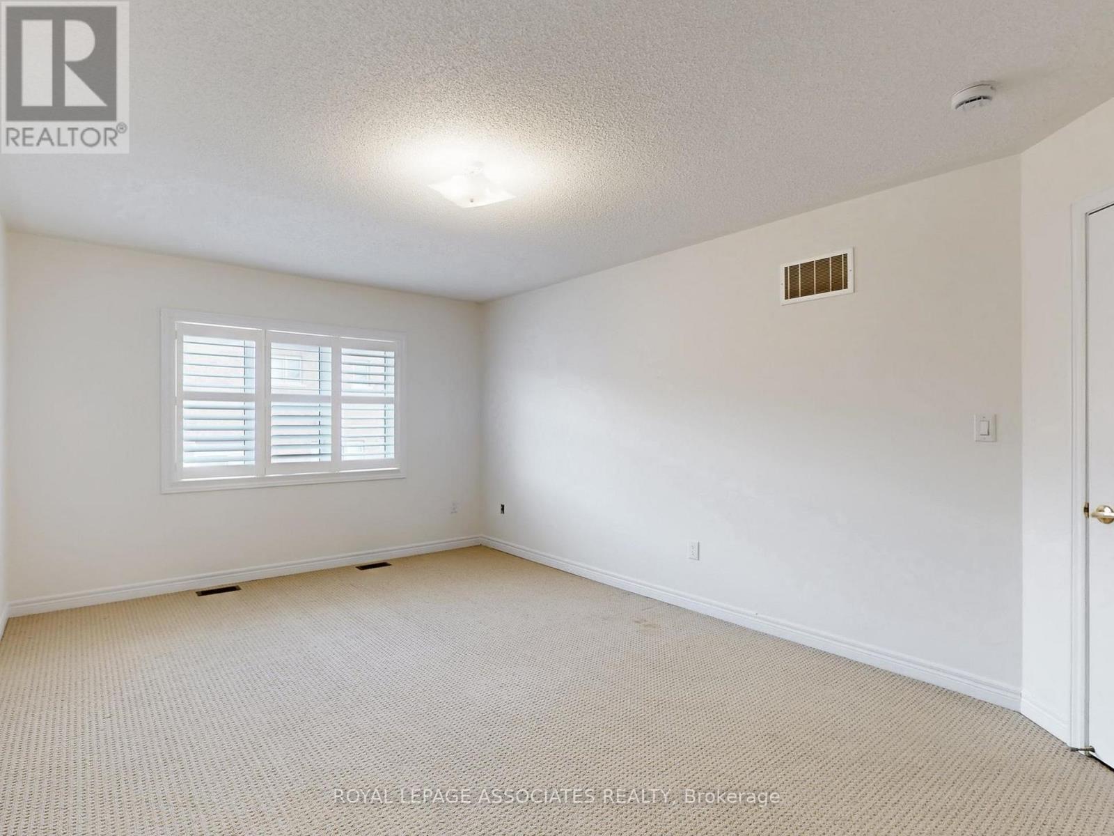 10 Lloyd Crescent, Brampton, Ontario  L7A 4J5 - Photo 27 - W12977234