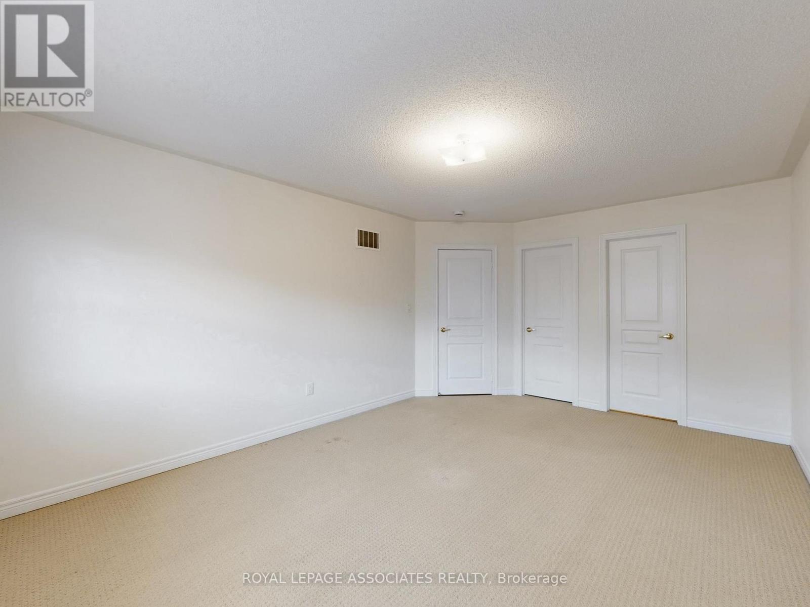 10 Lloyd Crescent, Brampton, Ontario  L7A 4J5 - Photo 28 - W12977234