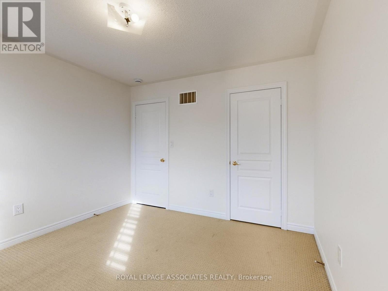 10 Lloyd Crescent, Brampton, Ontario  L7A 4J5 - Photo 42 - W12977234