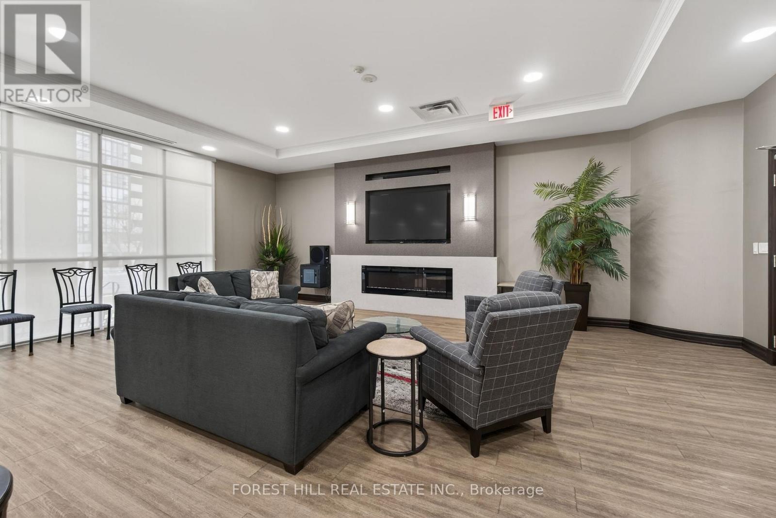 505 - 335 Rathburn Road W, Mississauga, Ontario  L5B 0C8 - Photo 35 - W12977240