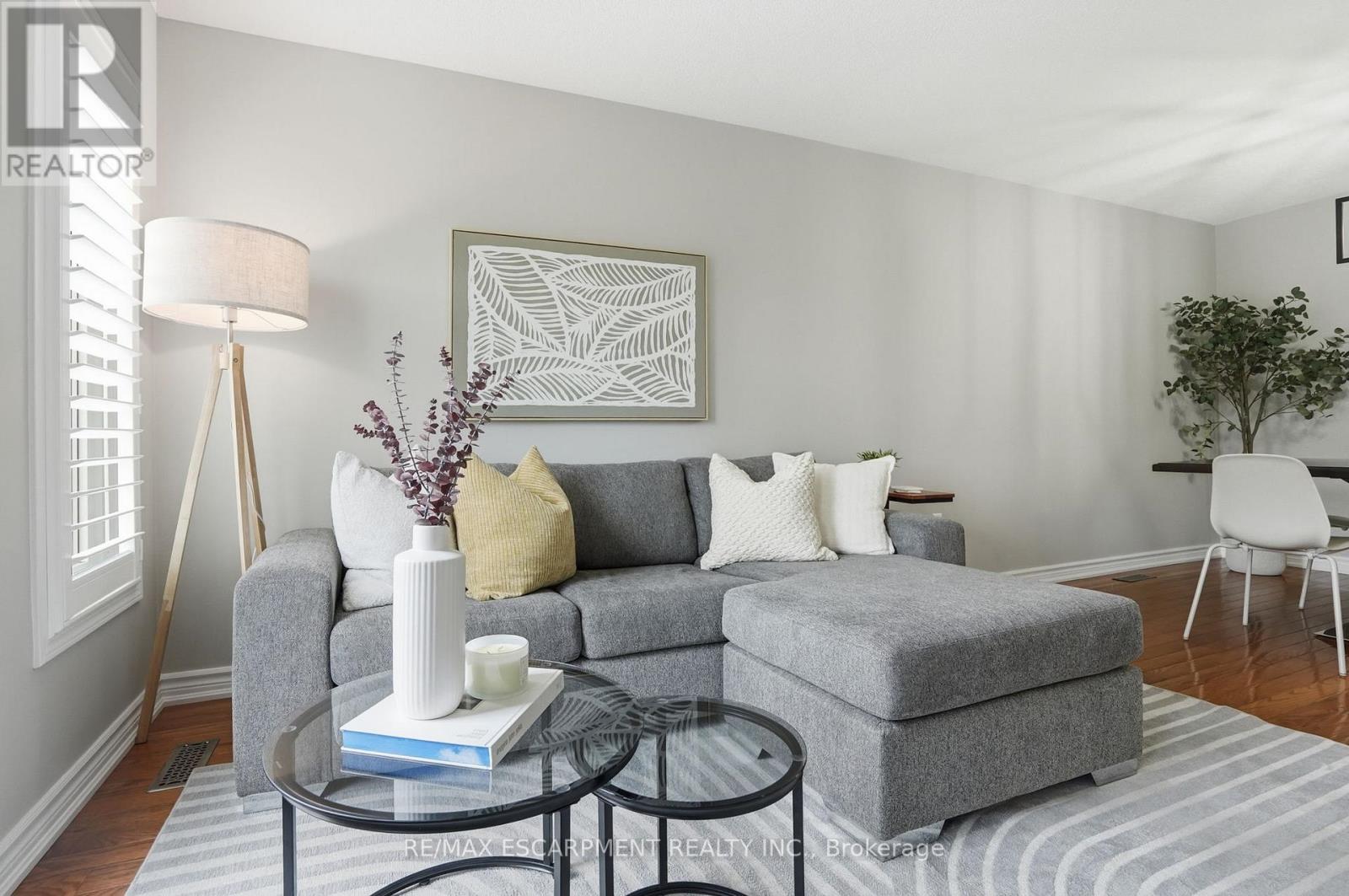 5137 Dryden Avenue, Burlington, Ontario  L7L 6L3 - Photo 7 - W12977246