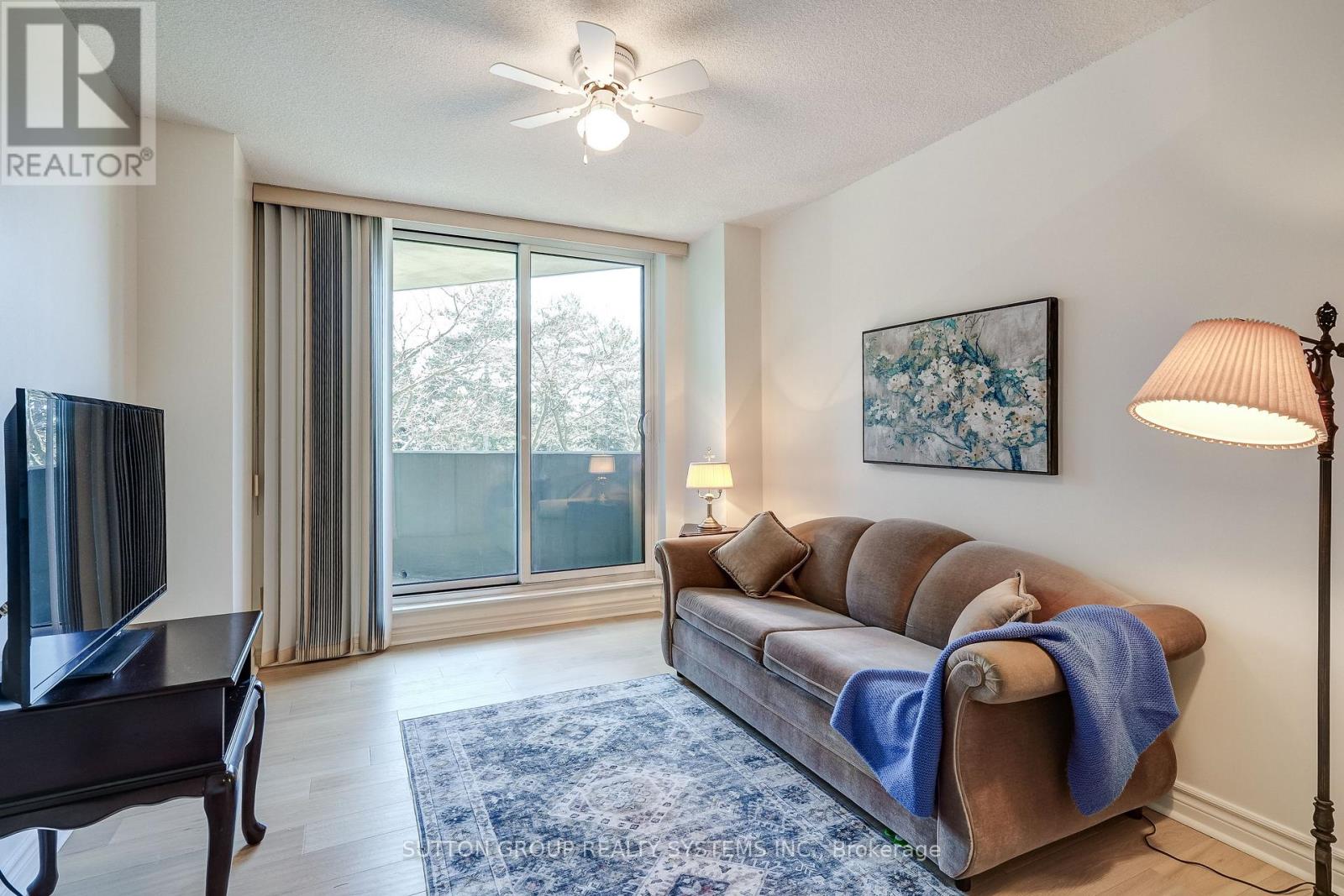 308 - 95 La Rose Avenue, Toronto, Ontario  M9P 3T2 - Photo 13 - W12977254