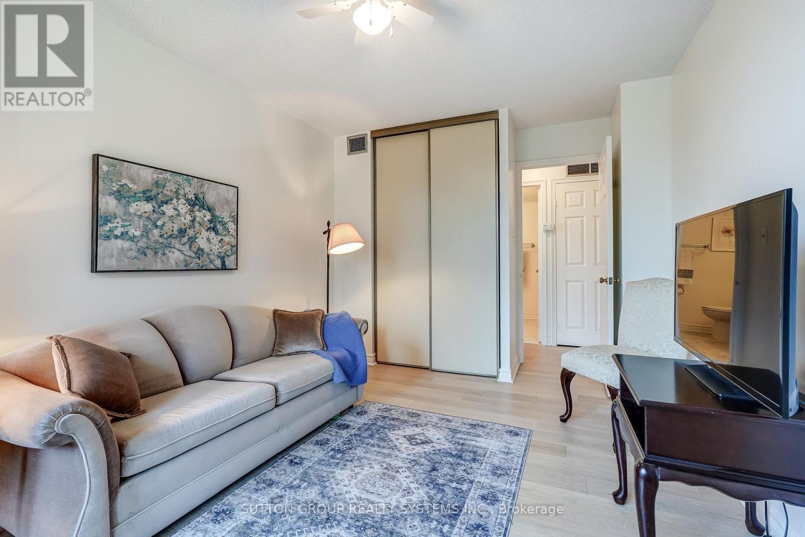 308 - 95 La Rose Avenue, Toronto, Ontario  M9P 3T2 - Photo 14 - W12977254