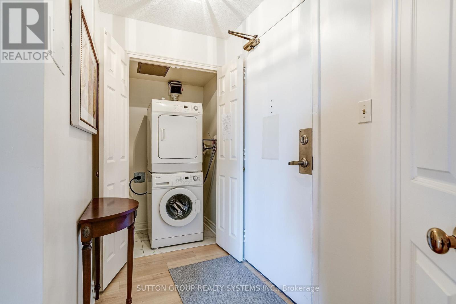 308 - 95 La Rose Avenue, Toronto, Ontario  M9P 3T2 - Photo 16 - W12977254