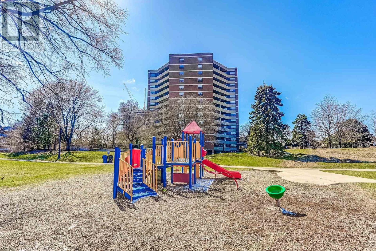308 - 95 La Rose Avenue, Toronto, Ontario  M9P 3T2 - Photo 2 - W12977254