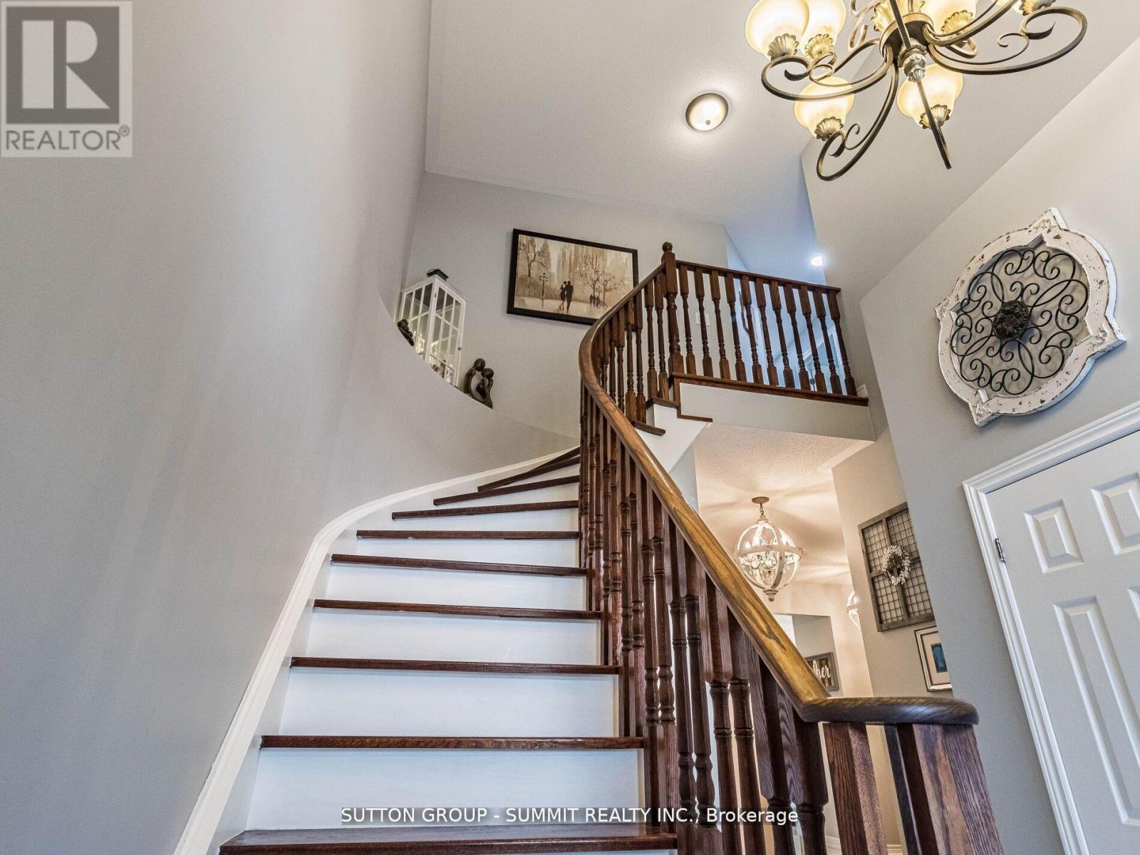 15089 Danby Road, Halton Hills, Ontario  L7G 0B1 - Photo 18 - W12977258