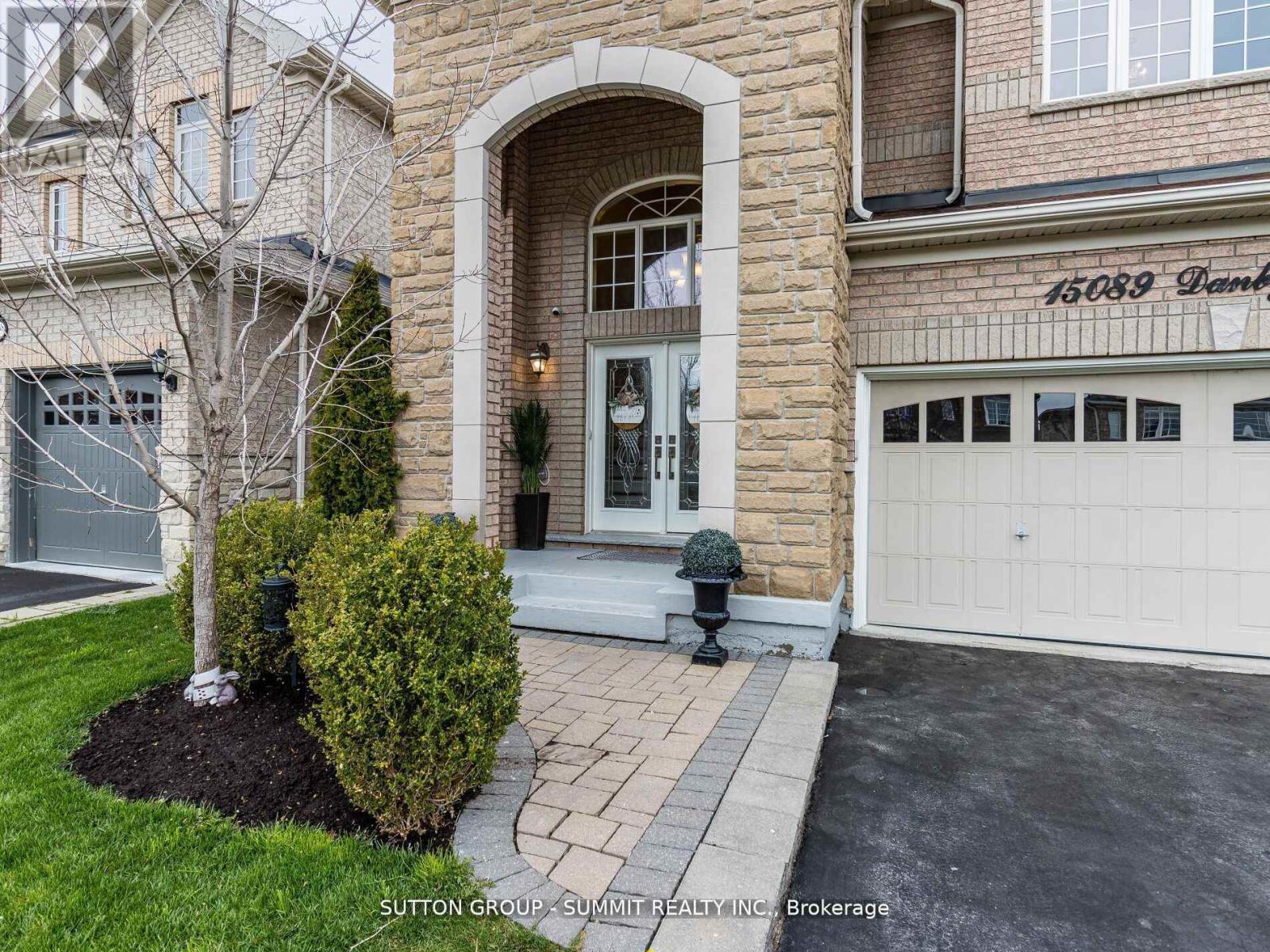 15089 Danby Road, Halton Hills, Ontario  L7G 0B1 - Photo 2 - W12977258