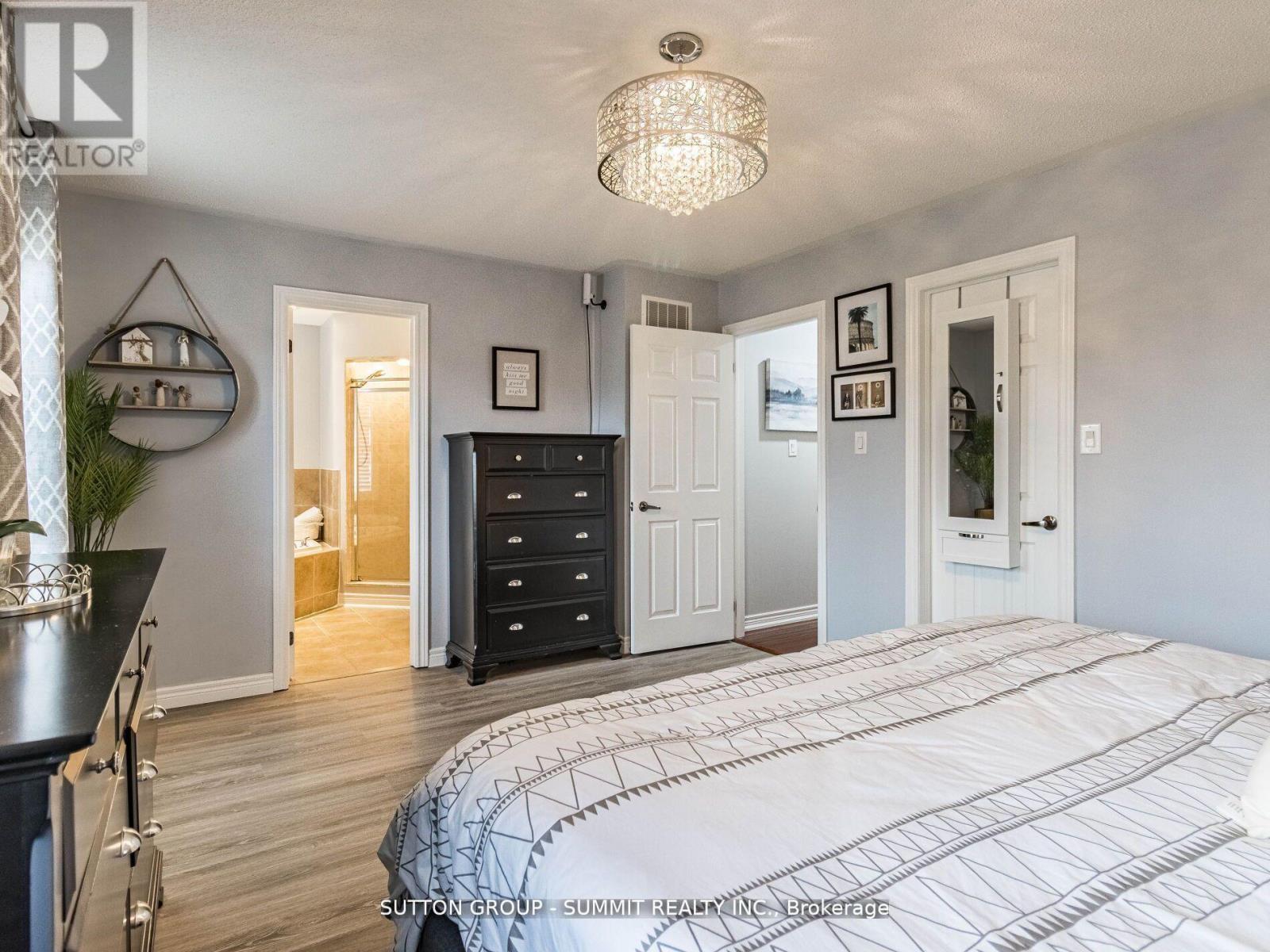 15089 Danby Road, Halton Hills, Ontario  L7G 0B1 - Photo 21 - W12977258