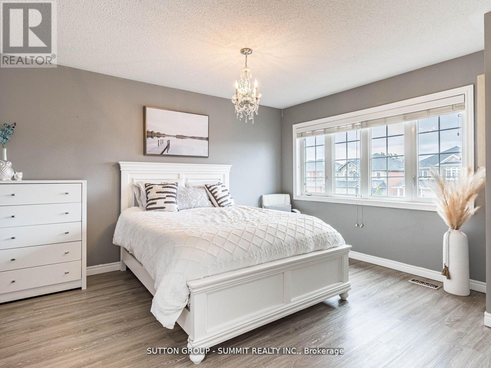 15089 Danby Road, Halton Hills, Ontario  L7G 0B1 - Photo 25 - W12977258