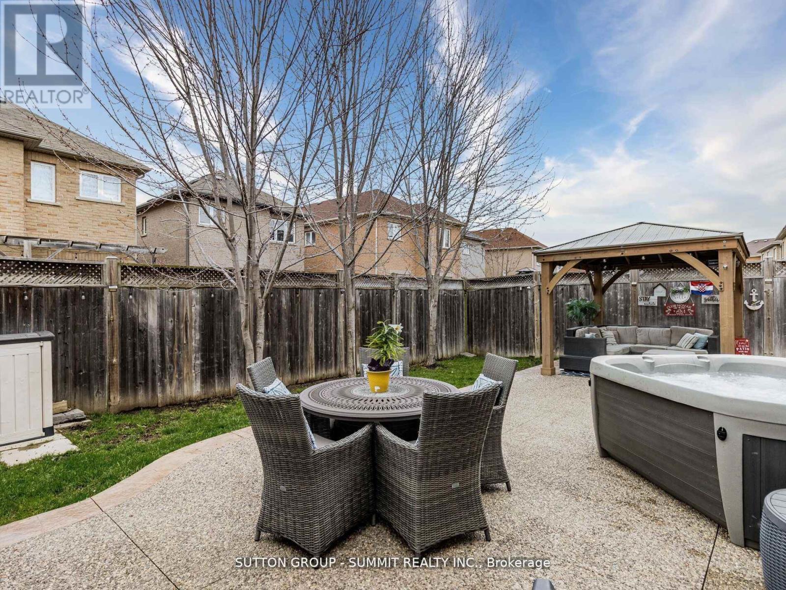 15089 Danby Road, Halton Hills, Ontario  L7G 0B1 - Photo 36 - W12977258