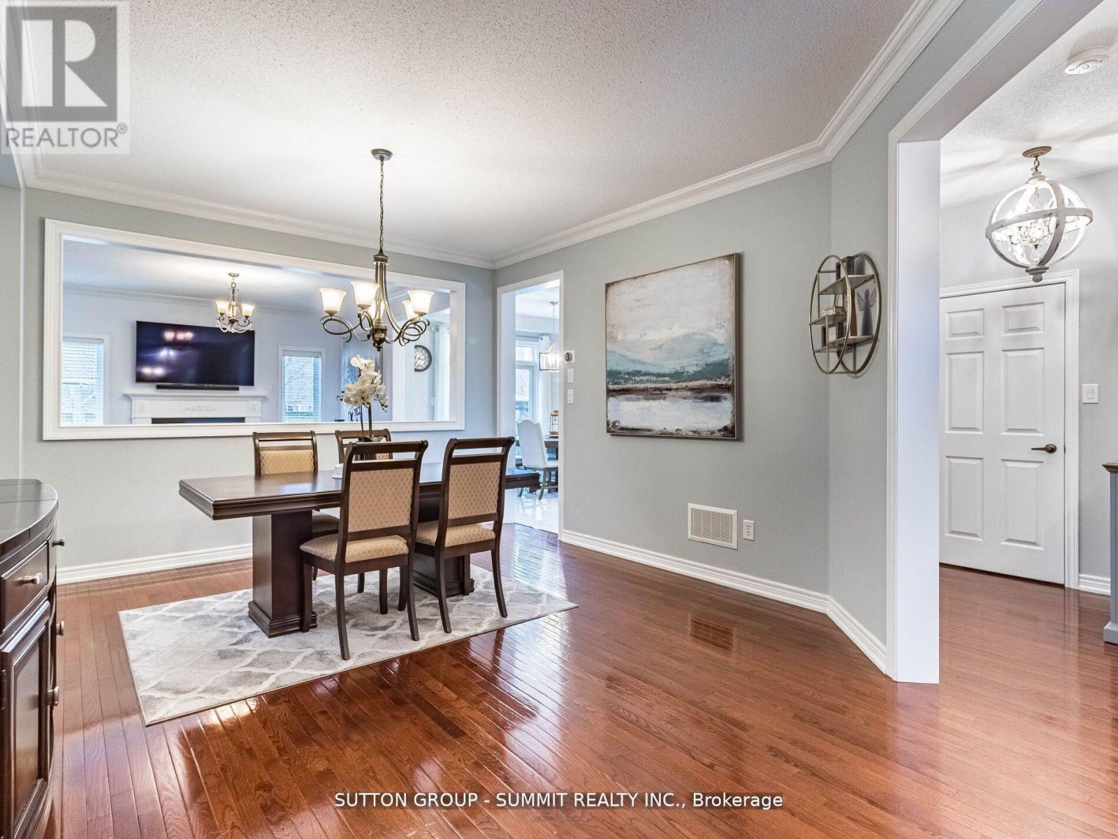 15089 Danby Road, Halton Hills, Ontario  L7G 0B1 - Photo 9 - W12977258