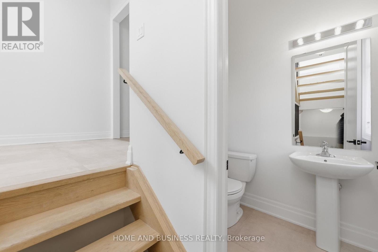 3241 Dove Drive, Oakville, Ontario  L6H 7G1 - Photo 41 - W12977262