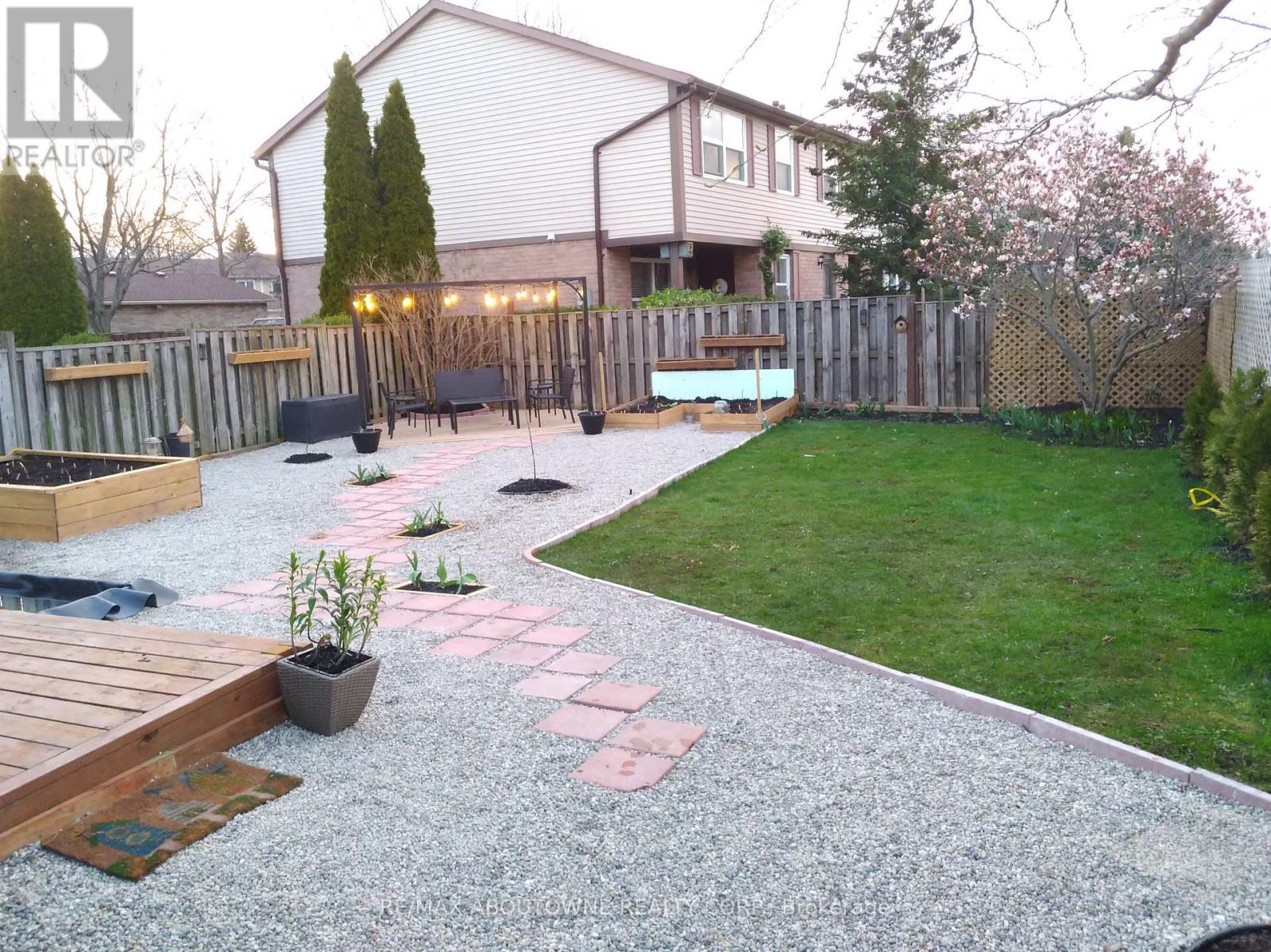 395 Maidstone Crescent, Oakville, Ontario  L6M 1C1 - Photo 40 - W12977272