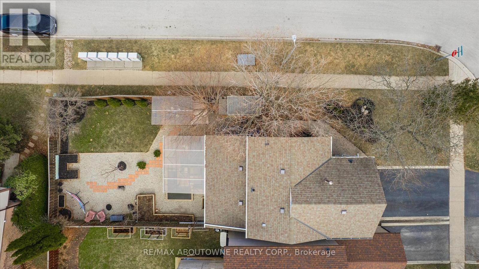 395 Maidstone Crescent, Oakville, Ontario  L6M 1C1 - Photo 47 - W12977272