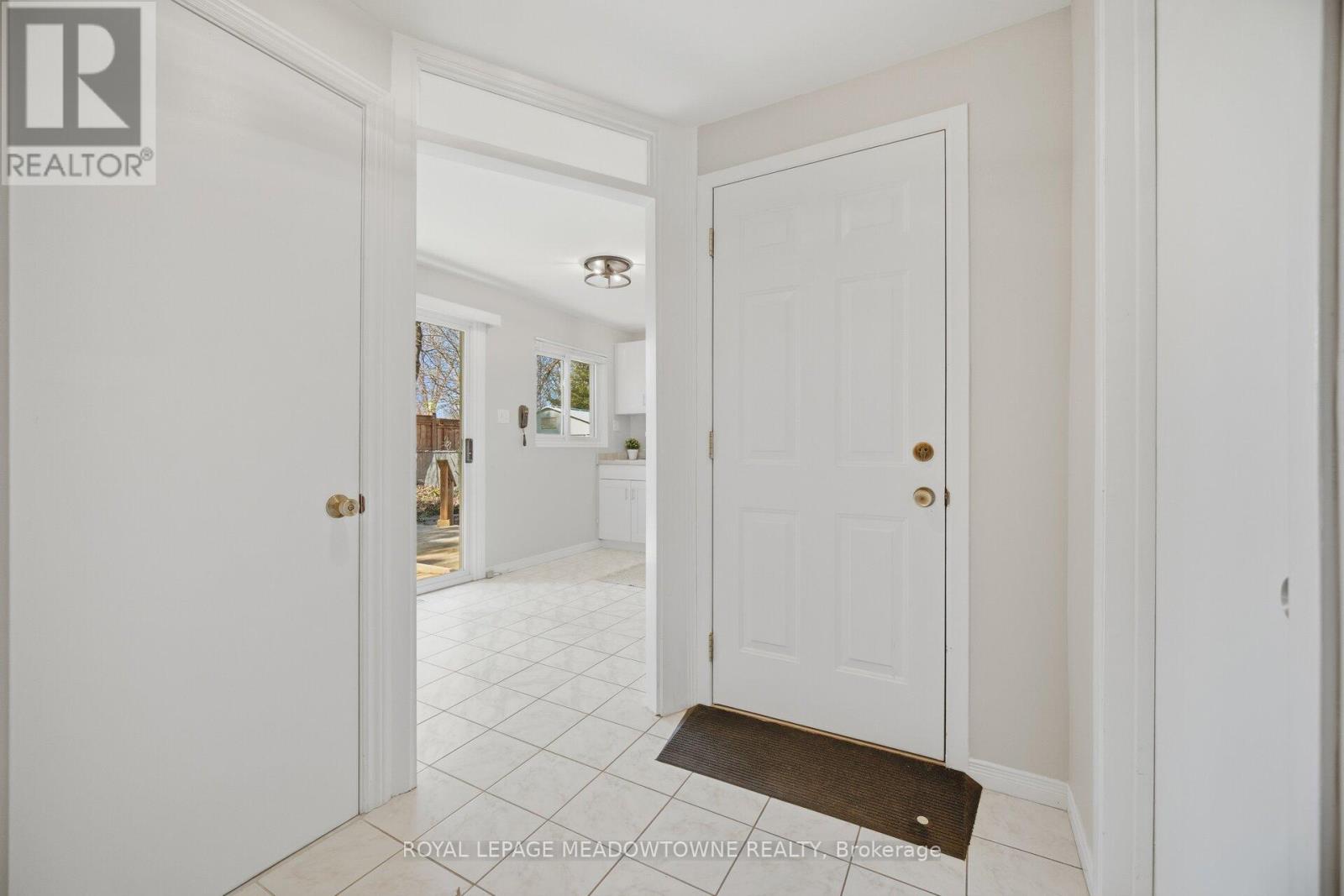 523 Trafalgar Court, Milton, Ontario  L9T 3A8 - Photo 22 - W12977308