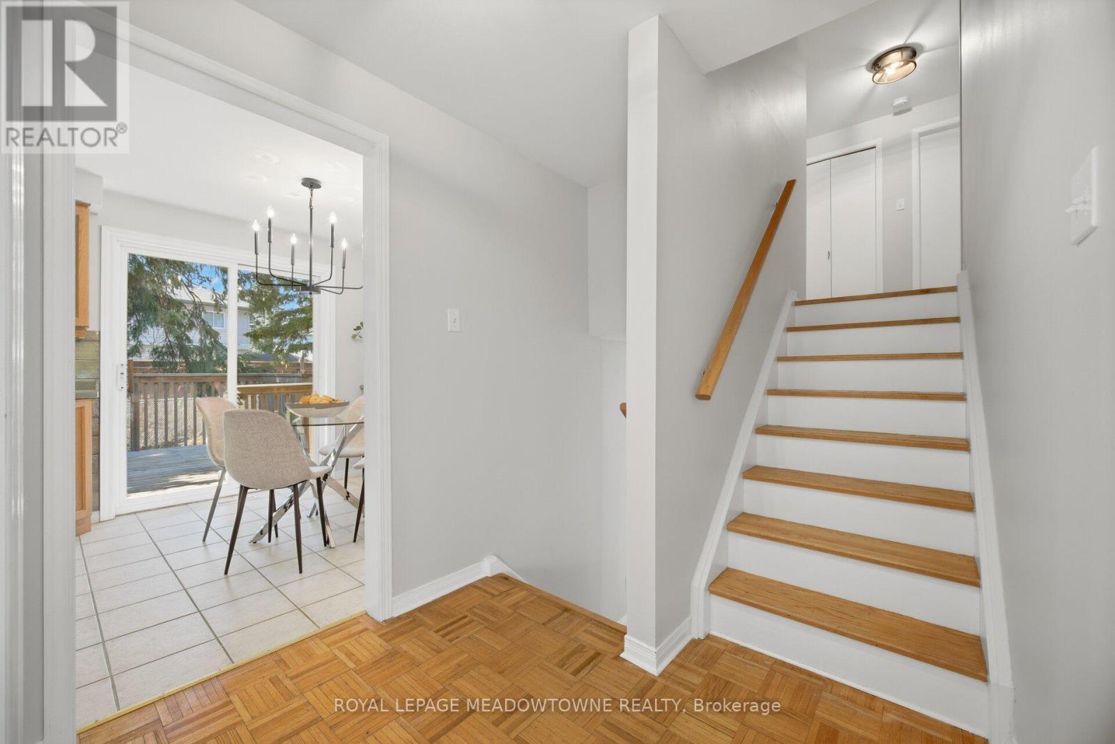 523 Trafalgar Court, Milton, Ontario  L9T 3A8 - Photo 27 - W12977308