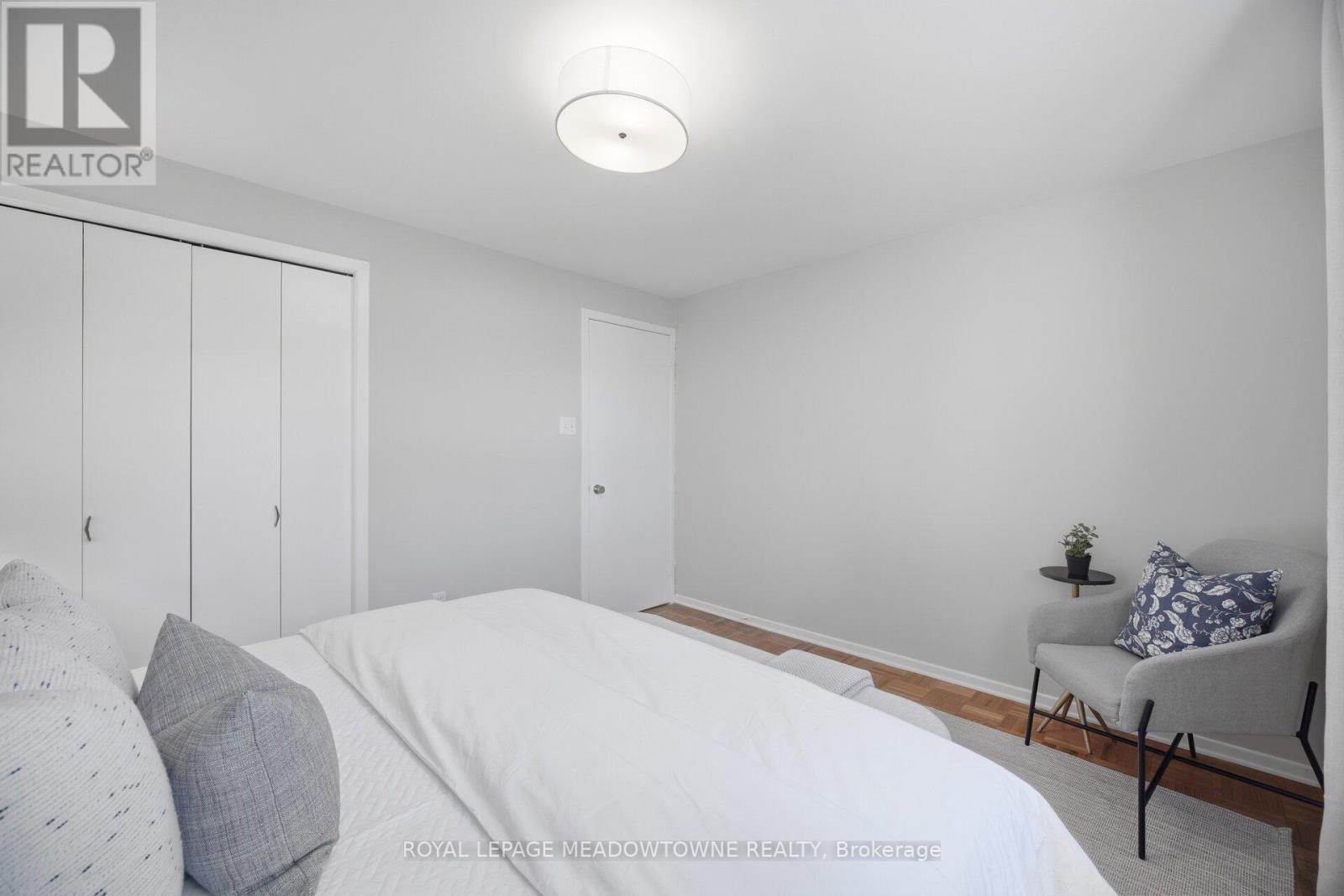 523 Trafalgar Court, Milton, Ontario  L9T 3A8 - Photo 32 - W12977308