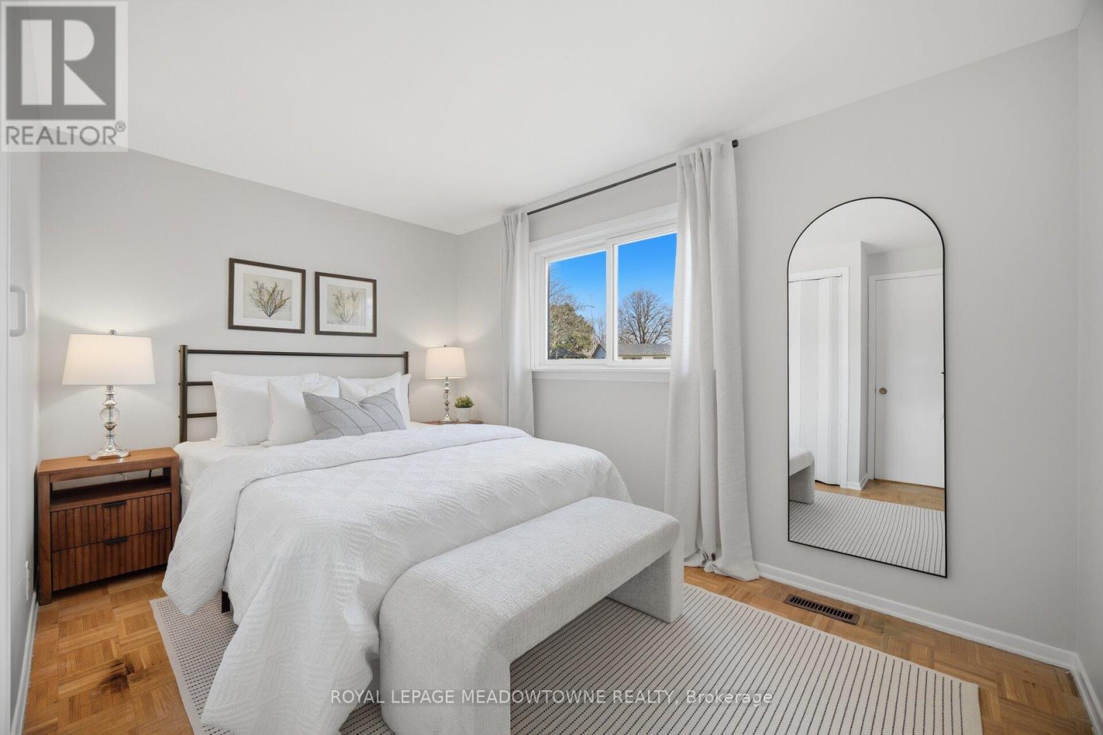 523 Trafalgar Court, Milton, Ontario  L9T 3A8 - Photo 33 - W12977308