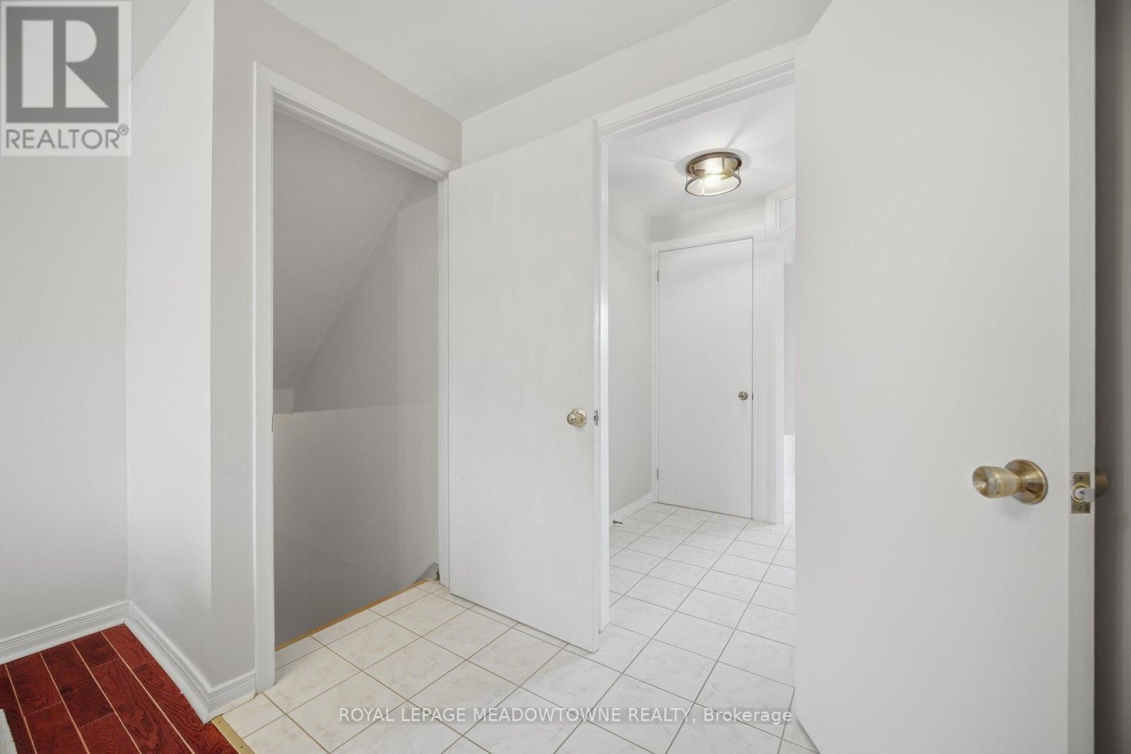 523 Trafalgar Court, Milton, Ontario  L9T 3A8 - Photo 42 - W12977308