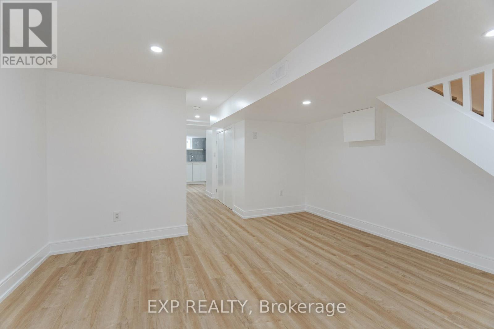 B - 716 Brock Avenue, Toronto, Ontario  M6H 3P2 - Photo 11 - W12977352