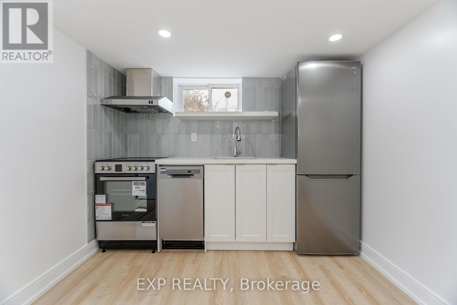 B - 716 Brock Avenue, Toronto, Ontario  M6H 3P2 - Photo 6 - W12977352