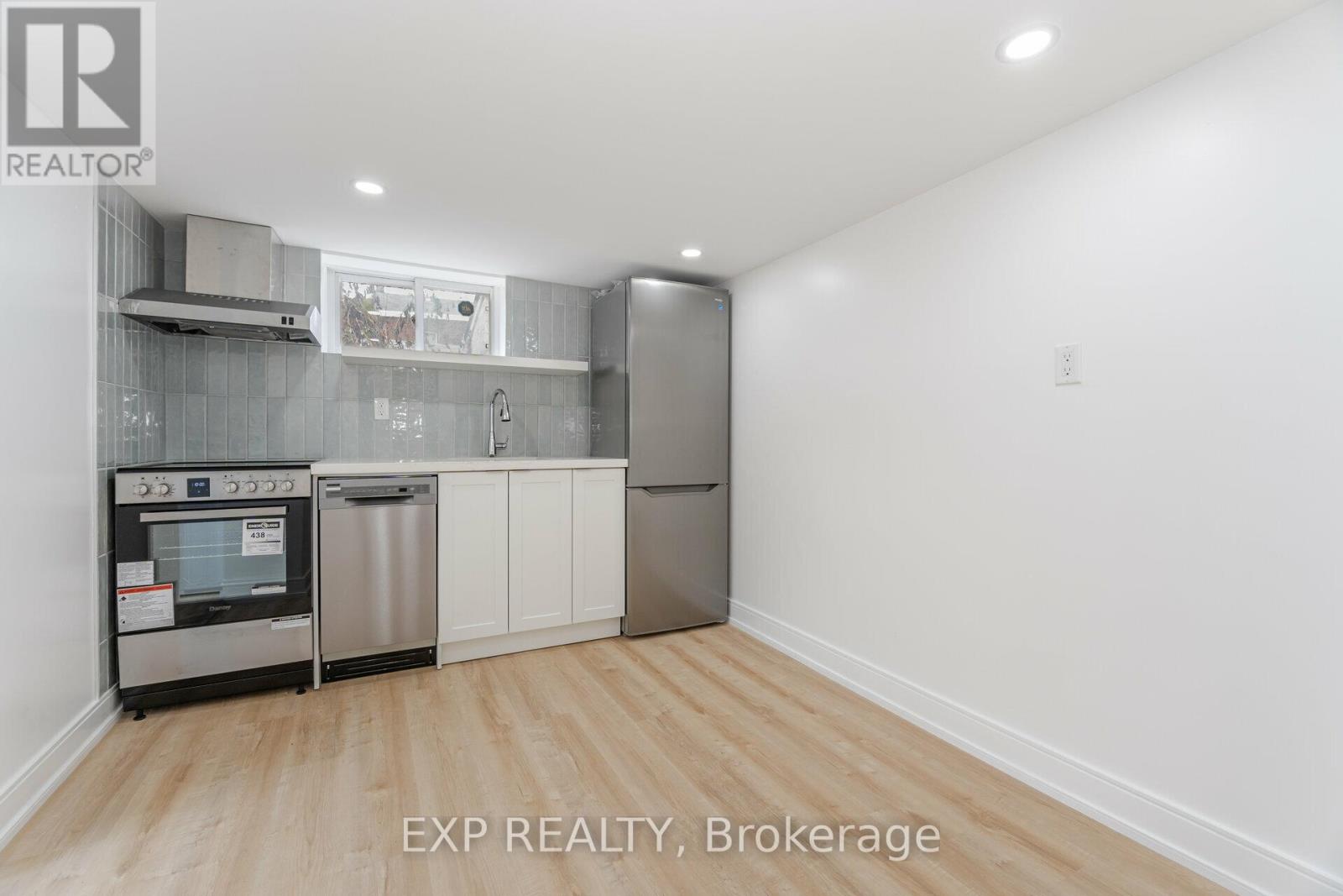 B - 716 Brock Avenue, Toronto, Ontario  M6H 3P2 - Photo 7 - W12977352