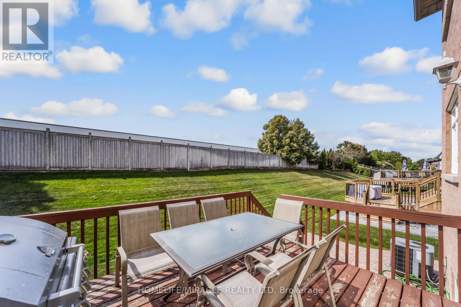 32 Xavier Court, Brampton, Ontario  L6Y 5S1 - Photo 42 - W12976926