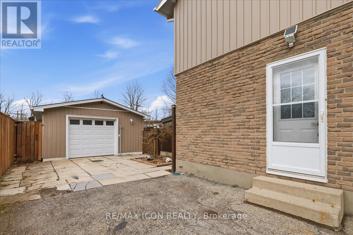 47 Bexley Street, Woodstock, Ontario  N4S 5X6 - Photo 2 - X12919768