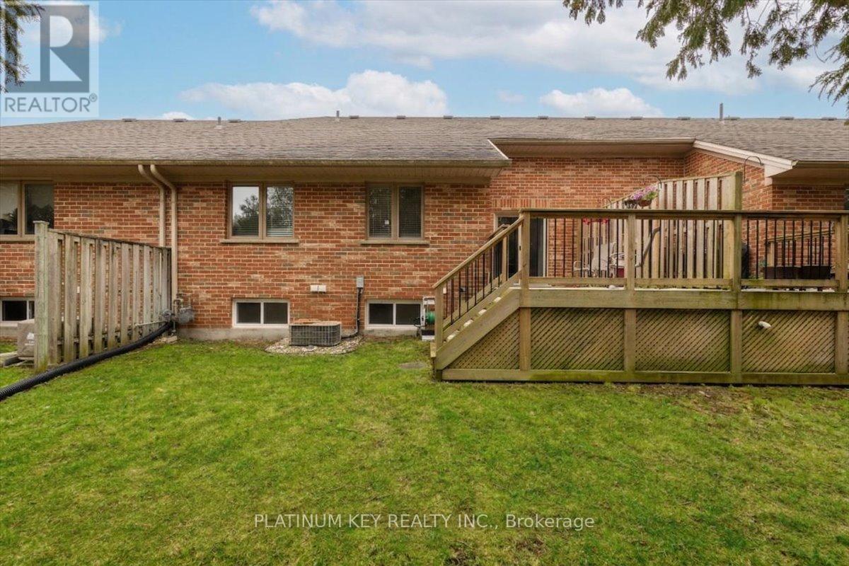 6 - 307 Metcalfe Street E, Strathroy-Caradoc (Ne), Ontario  N7G 0B3 - Photo 24 - X12976990