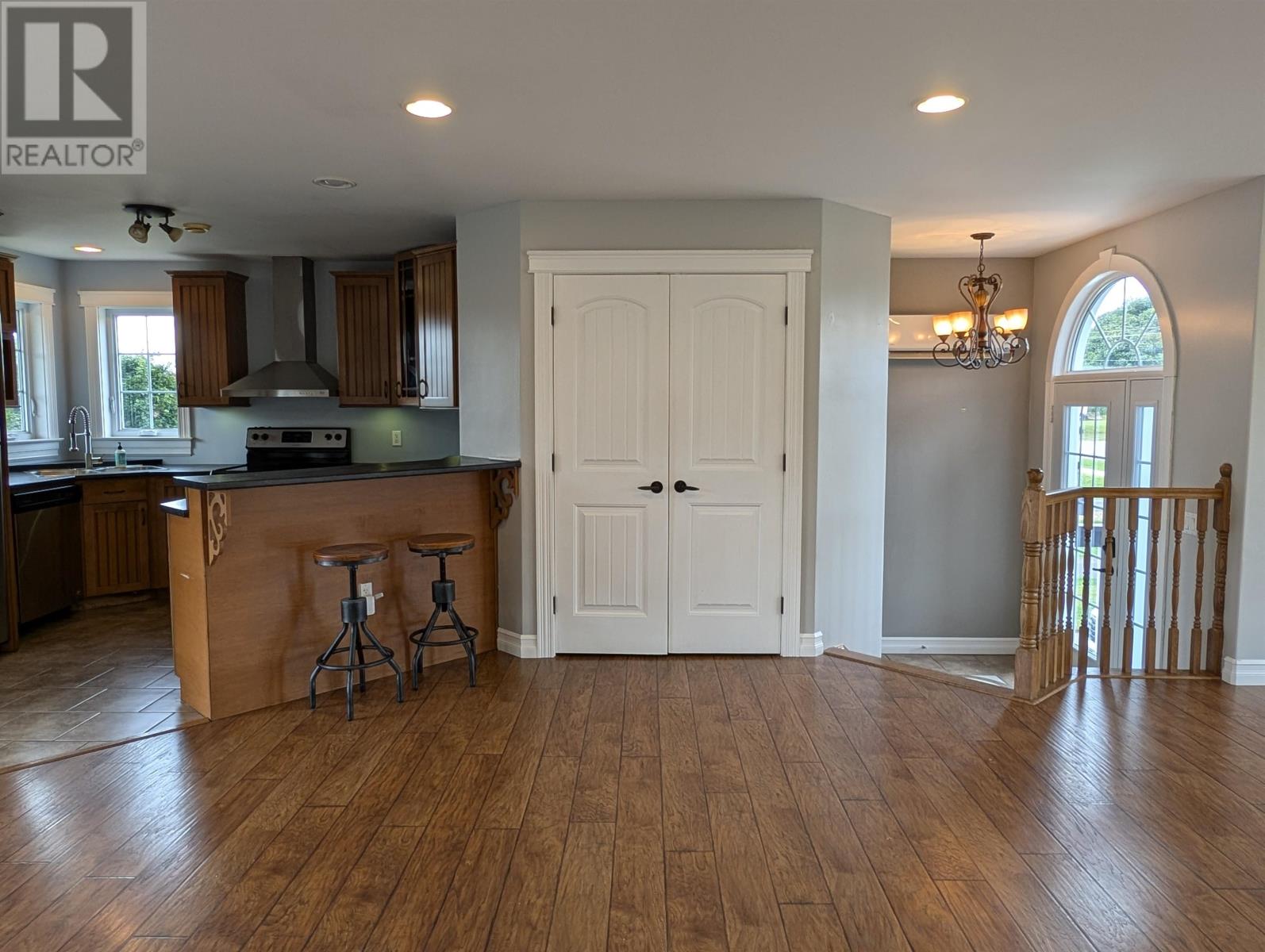 218 Mason Road, Stratford, Prince Edward Island  C1B 2E9 - Photo 4 - 202606825