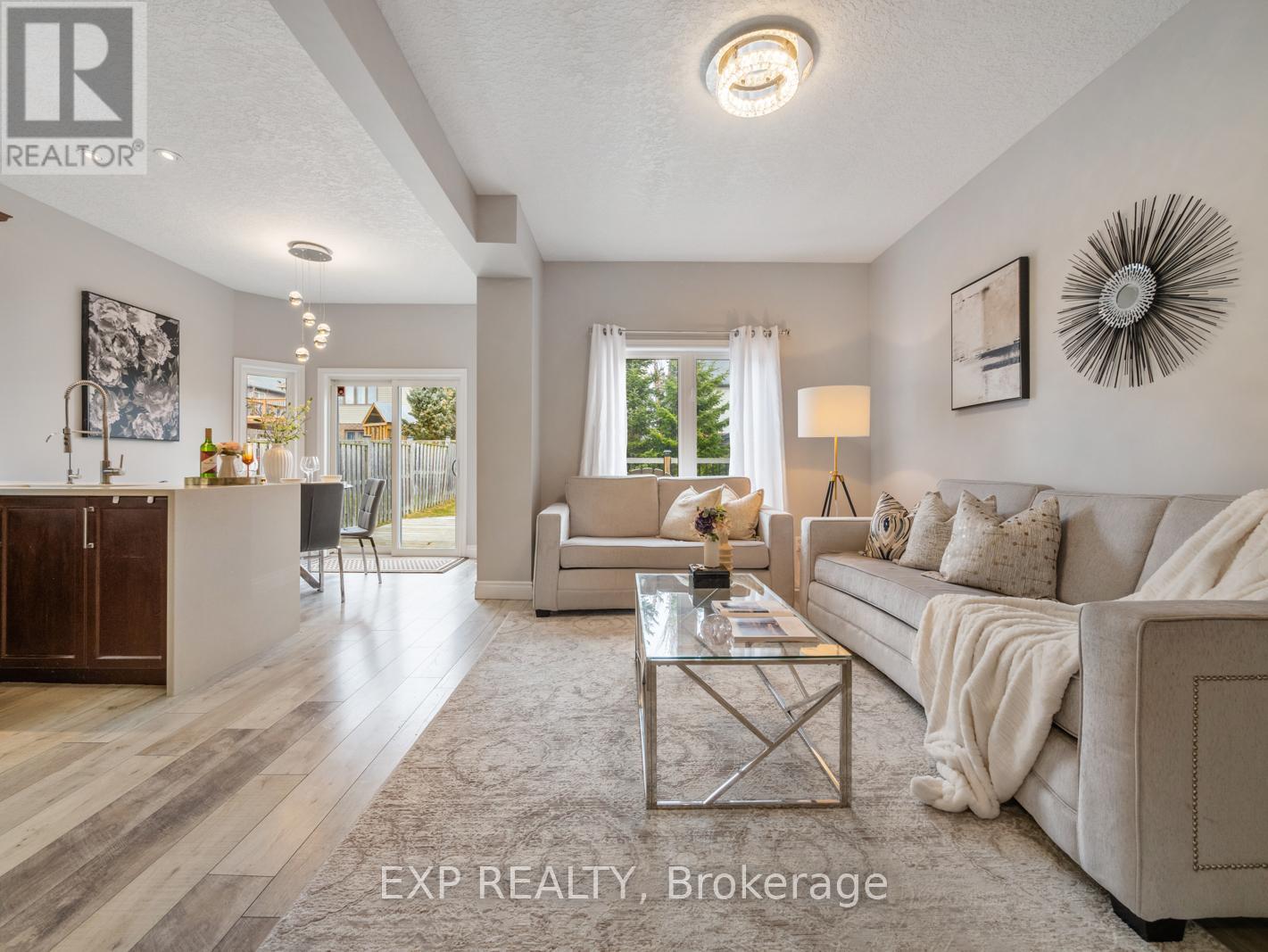 1260 Old Zeller Drive, Kitchener, Ontario  N2A 0A2 - Photo 4 - X12977274