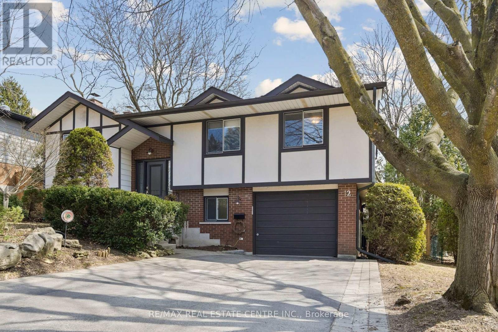 12 Shadybrook Crescent, Guelph, Ontario  N1G 3G5 - Photo 2 - X12977282