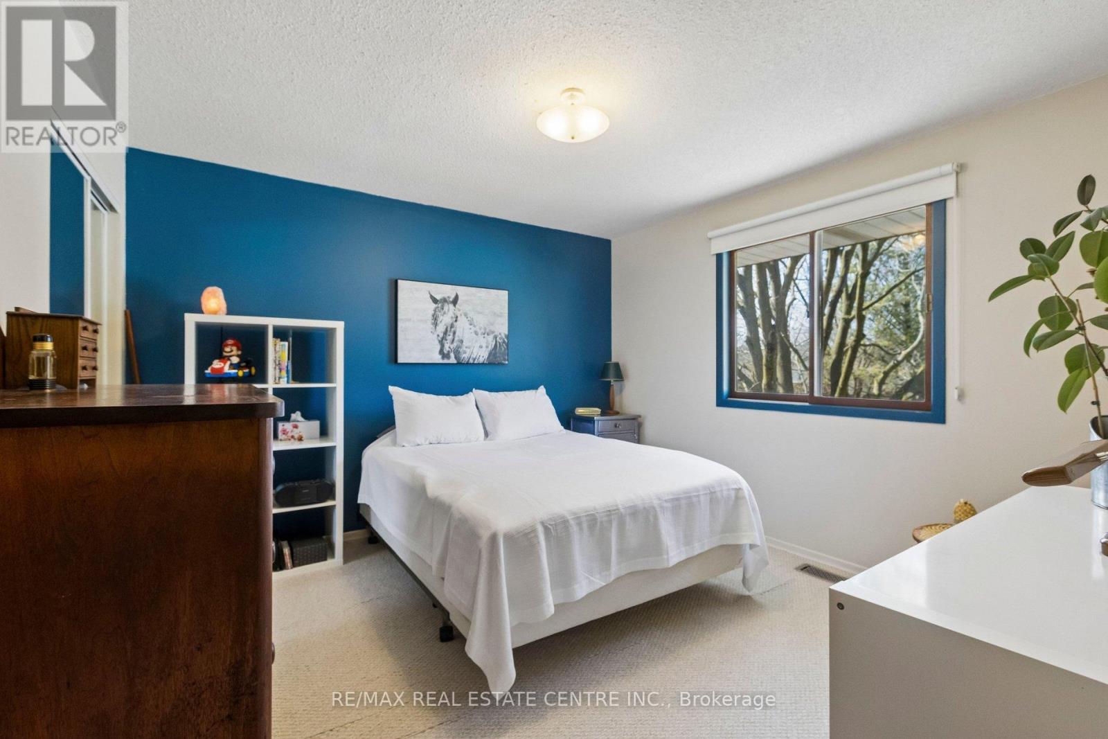 12 Shadybrook Crescent, Guelph, Ontario  N1G 3G5 - Photo 25 - X12977282