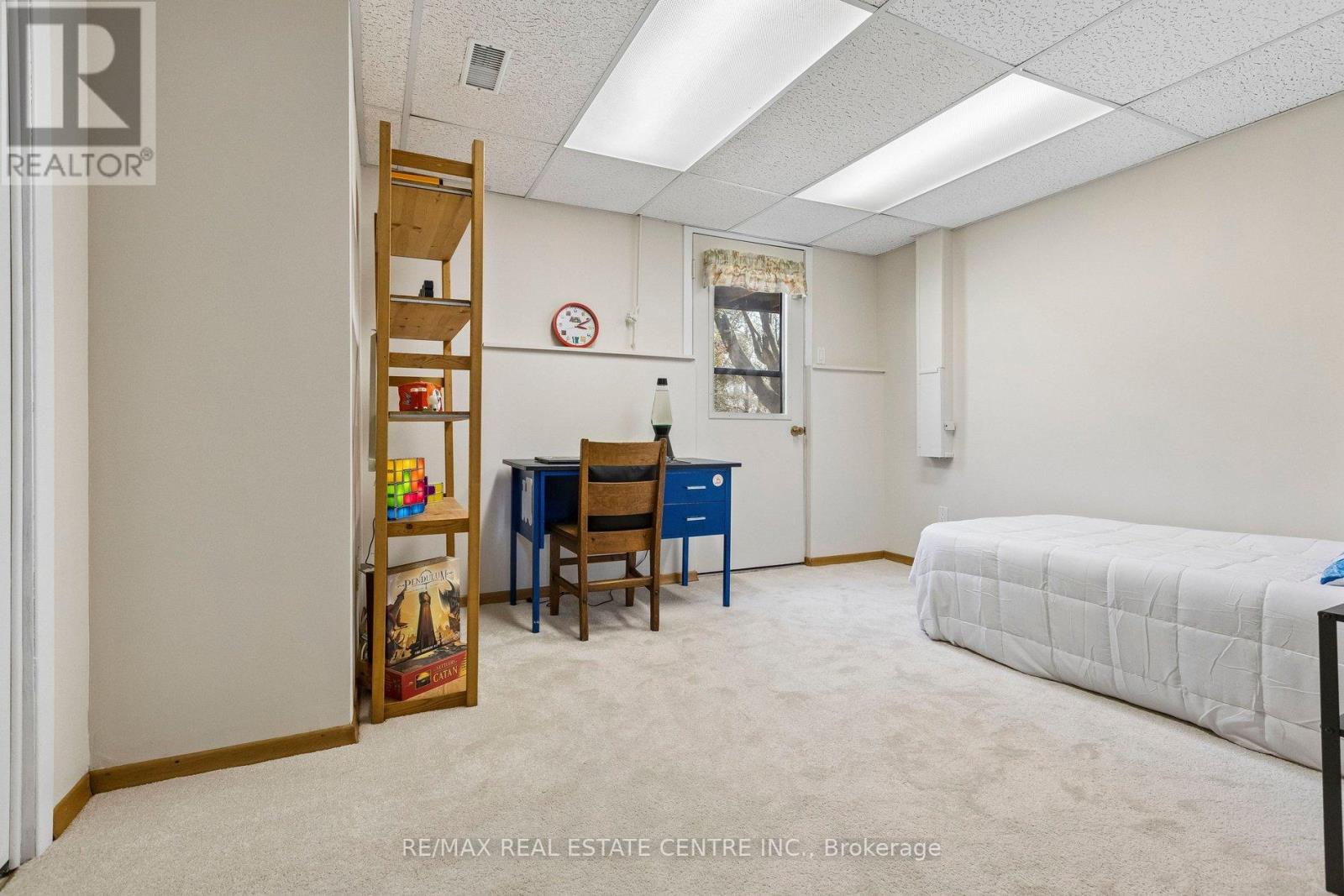 12 Shadybrook Crescent, Guelph, Ontario  N1G 3G5 - Photo 34 - X12977282