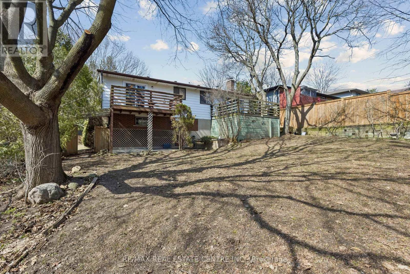 12 Shadybrook Crescent, Guelph, Ontario  N1G 3G5 - Photo 39 - X12977282