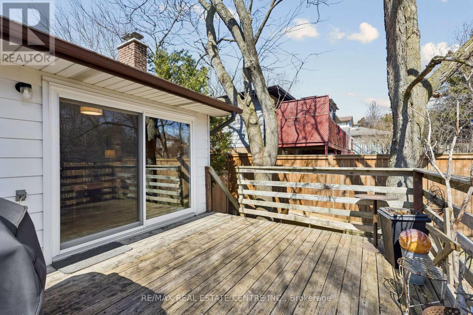 12 Shadybrook Crescent, Guelph, Ontario  N1G 3G5 - Photo 45 - X12977282