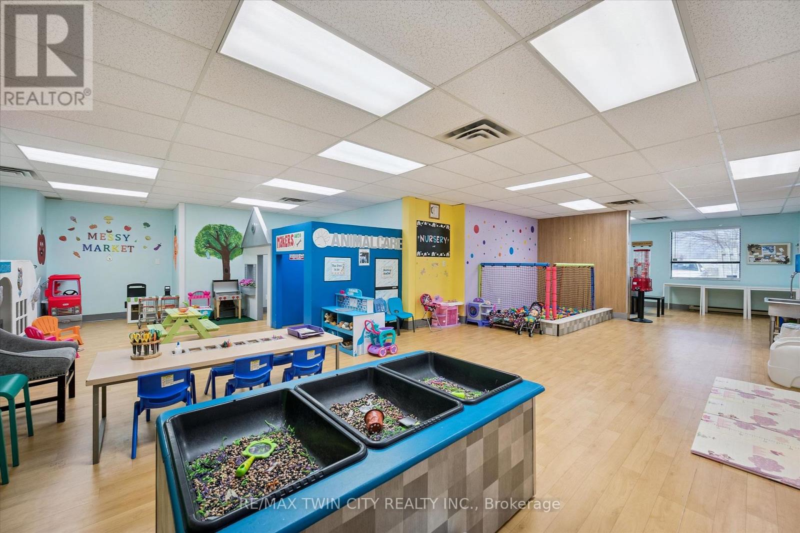 Unit 104a - 181 Groh Avenue, Cambridge, Ontario  N3C 1Y8 - Photo 3 - X12977332