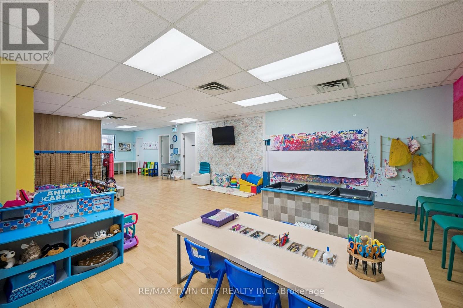 Unit 104a - 181 Groh Avenue, Cambridge, Ontario  N3C 1Y8 - Photo 4 - X12977332