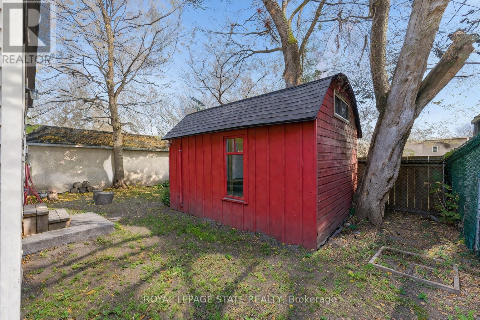 8 Tasker Street, St. Catharines, Ontario  L2R 3Z8 - Photo 25 - X12977356