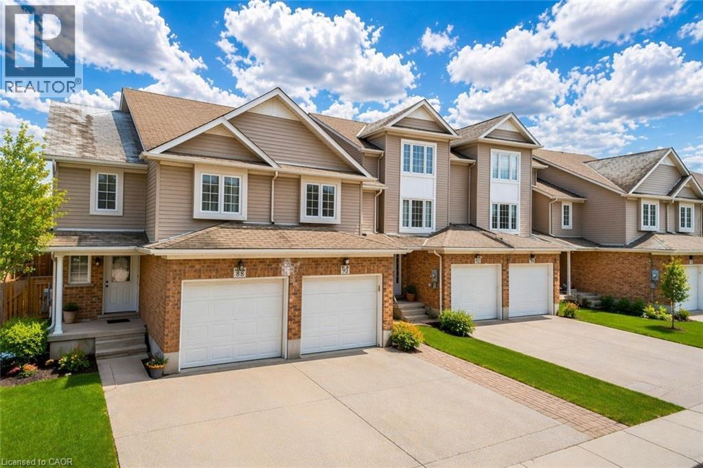 90 Donnenwerth Drive, Kitchener, Ontario  N2E 4C9 - Photo 2 - 40819087