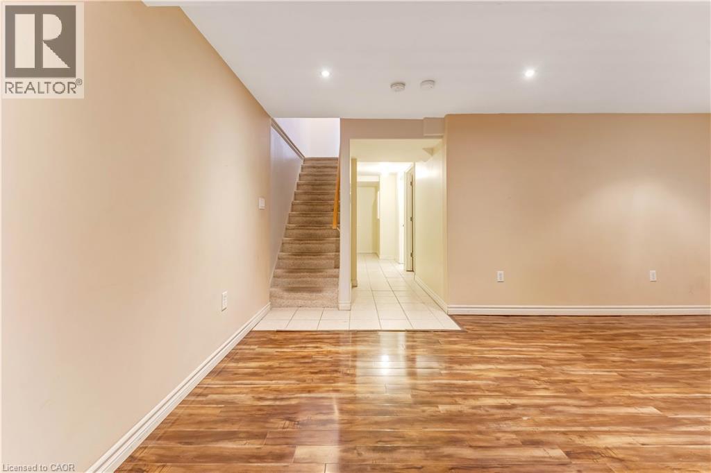 90 Donnenwerth Drive, Kitchener, Ontario  N2E 4C9 - Photo 26 - 40819087