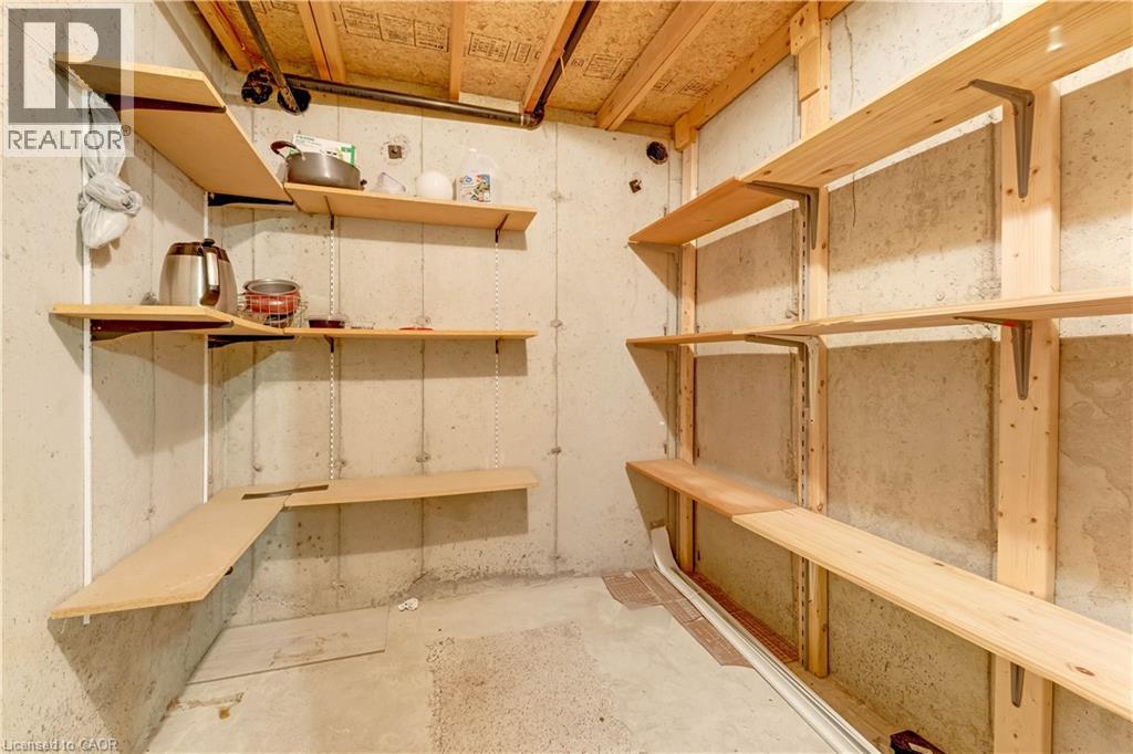 90 Donnenwerth Drive, Kitchener, Ontario  N2E 4C9 - Photo 31 - 40819087