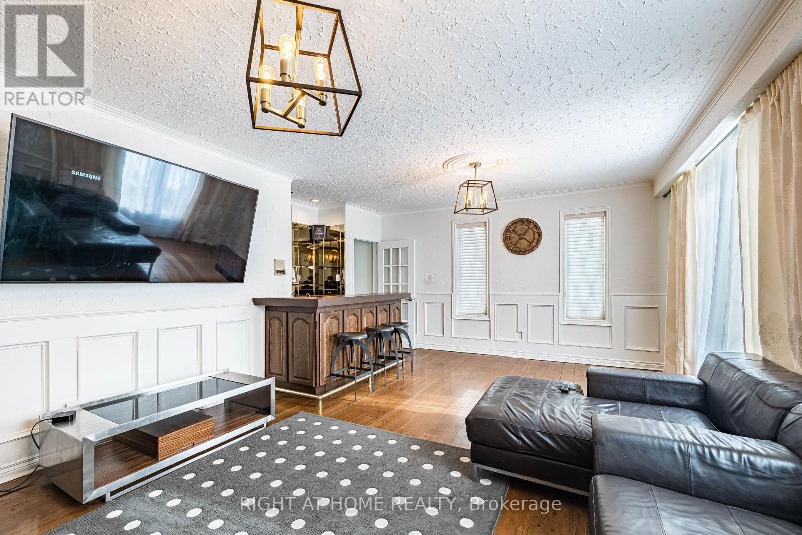 2123 Gordon Drive, Mississauga, Ontario  L5B 1S6 - Photo 23 - W12974300