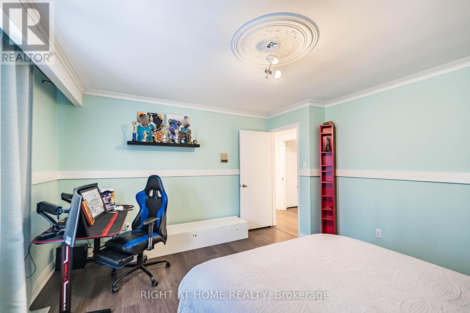 2123 Gordon Drive, Mississauga, Ontario  L5B 1S6 - Photo 42 - W12974300