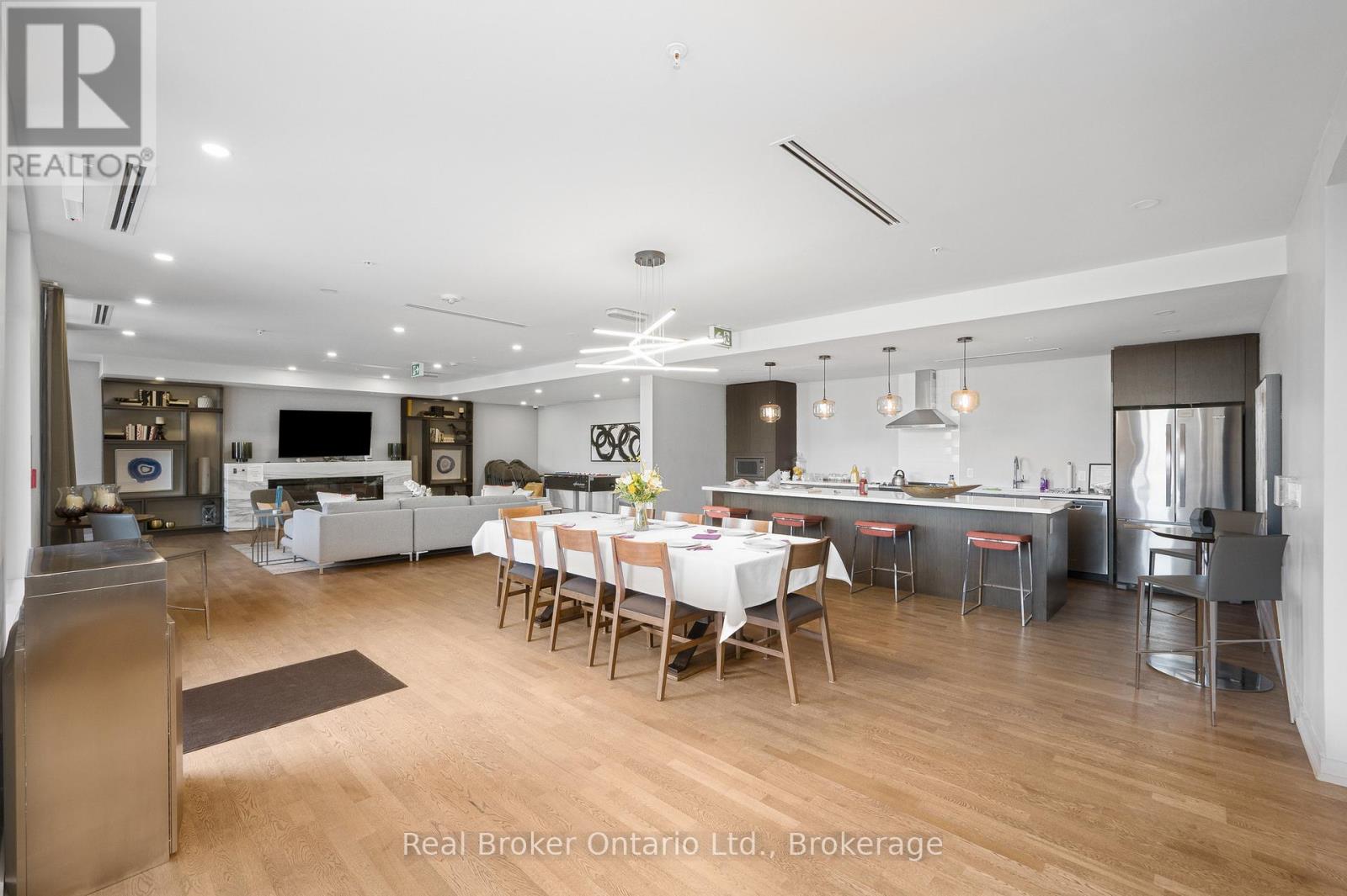 302 - 457 Plains Road W, Burlington, Ontario  L7T 1H1 - Photo 28 - W12977386