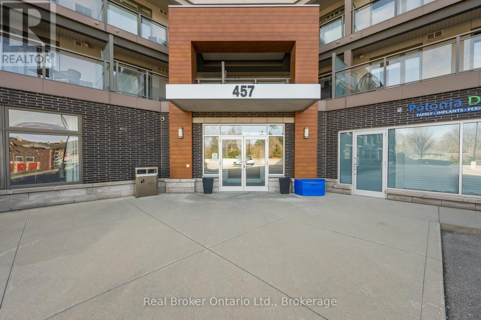 302 - 457 Plains Road W, Burlington, Ontario  L7T 1H1 - Photo 35 - W12977386