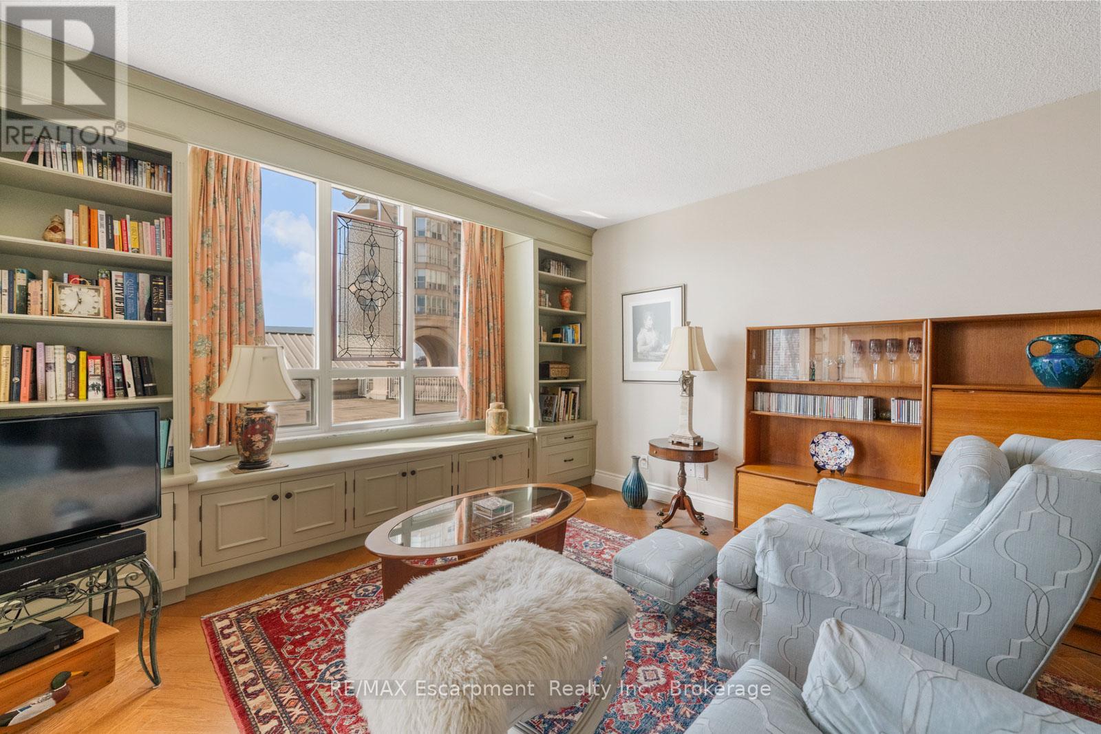 301 - 2287 Lake Shore Road W, Toronto, Ontario  M8V 3Y1 - Photo 10 - W12977412